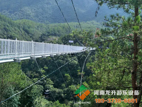 玻璃橋